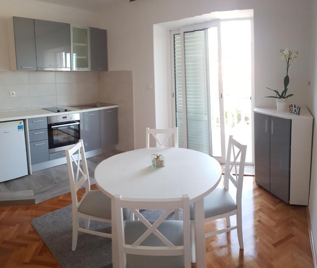 Anka Bunic Bed & Breakfast Rab Town Dış mekan fotoğraf